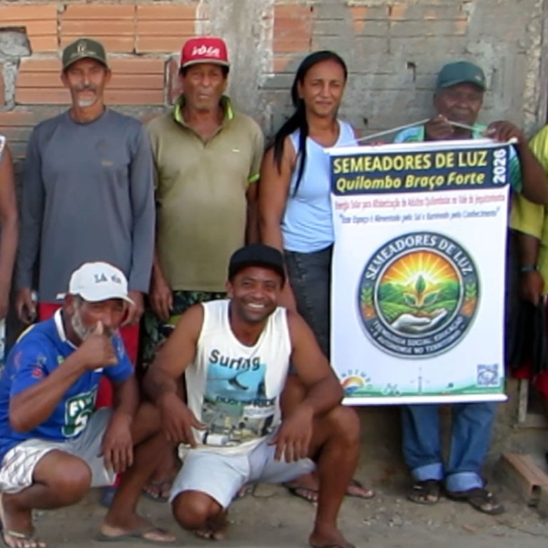 Projeto Semeadores de Luz: Energia Solar para Alfabetização de Adultos Quilombolas no Vale do Jequitinhonha